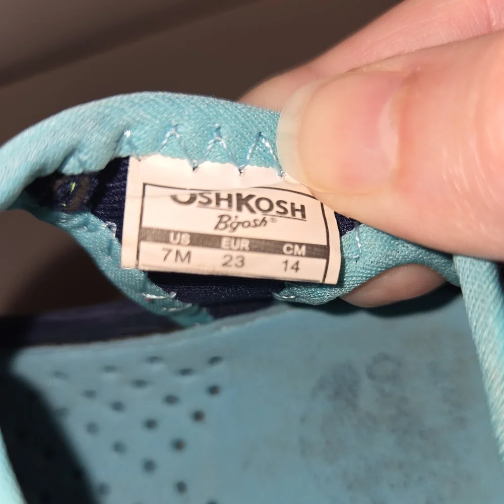 CLEARANCE OSHKOSH Toddler 7M Water Sandals